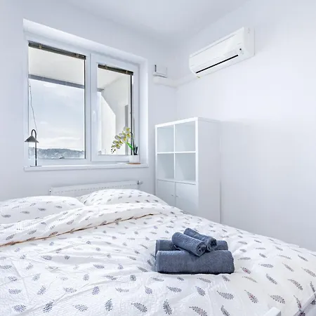 Apartment Adm - Premiere Sky - Free Parking Garage