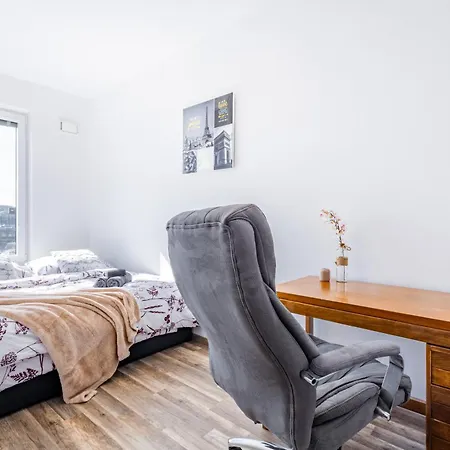 Adm - Premiere Sky - Free Parking Garage * Bratislava