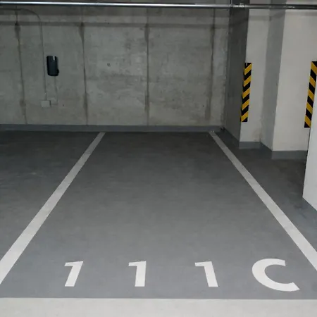 Adm - Premiere Sky - Free Parking Garage Pressburg